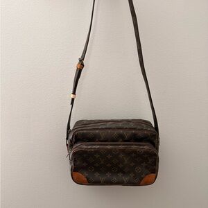 Vintage Louis Vuitton Nil Bag